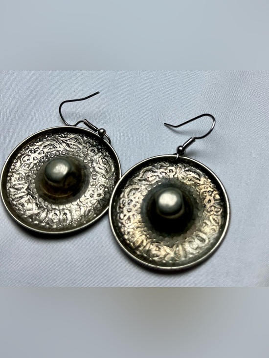 n/a Jewelry - Silver-Tone Embossed Round Drop Sombrero Earrings - Silver - Mexico